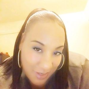 Meet your Posher, Regena